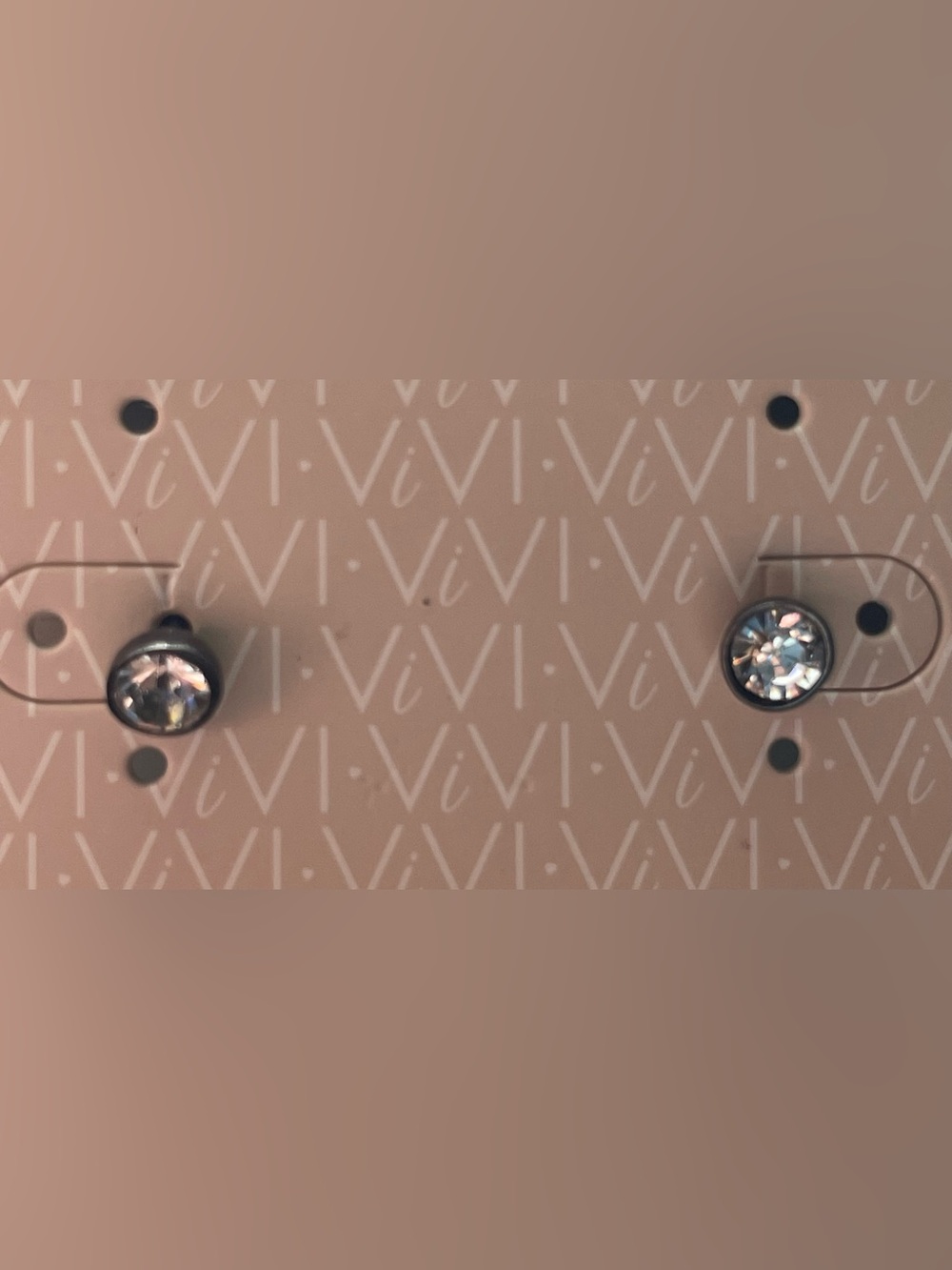 ViVi black studs with crystal centers